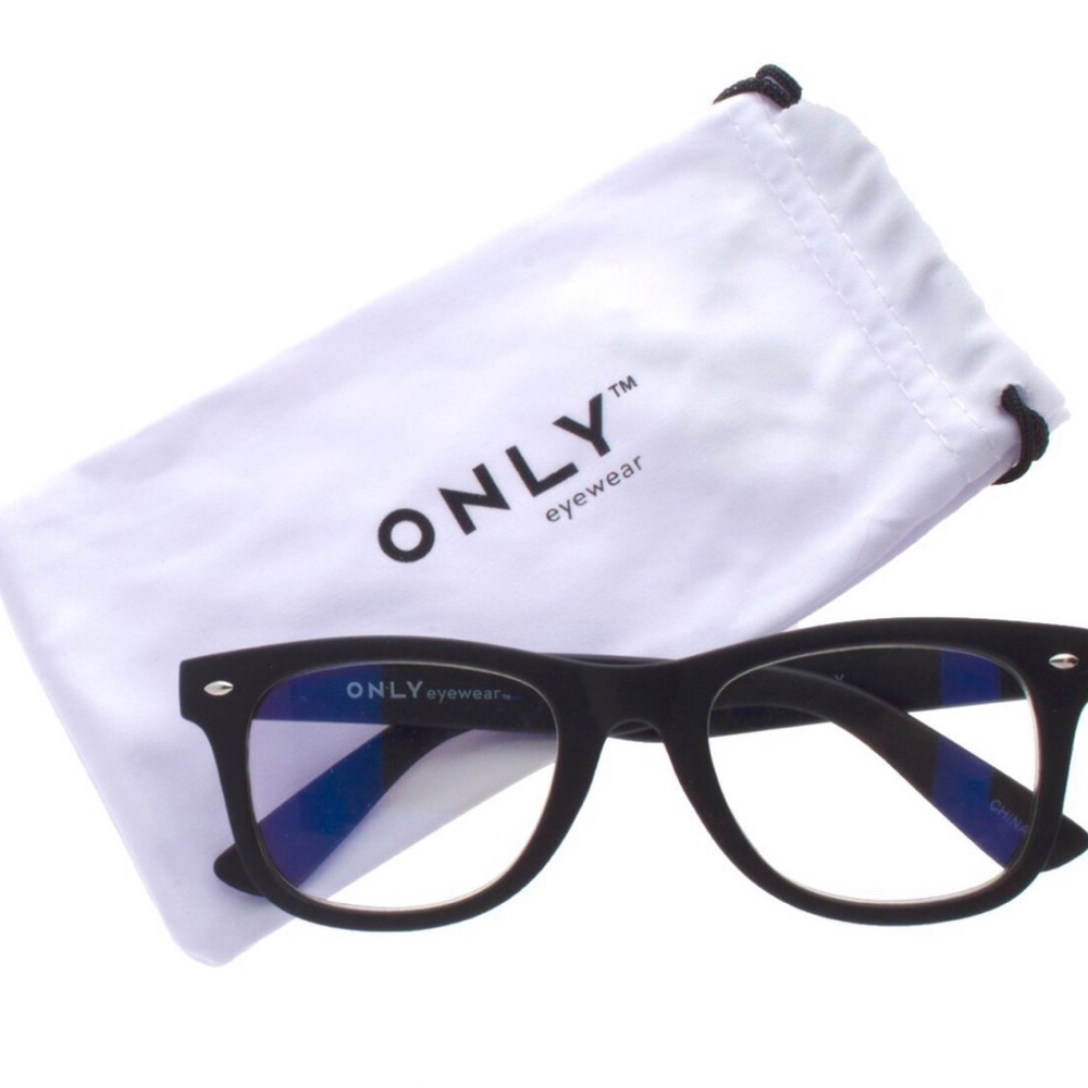 2 Pair NEW ONLY Eyewear the TRAVELER +2.00 Blue Light Blocking Lens Reading Gla…